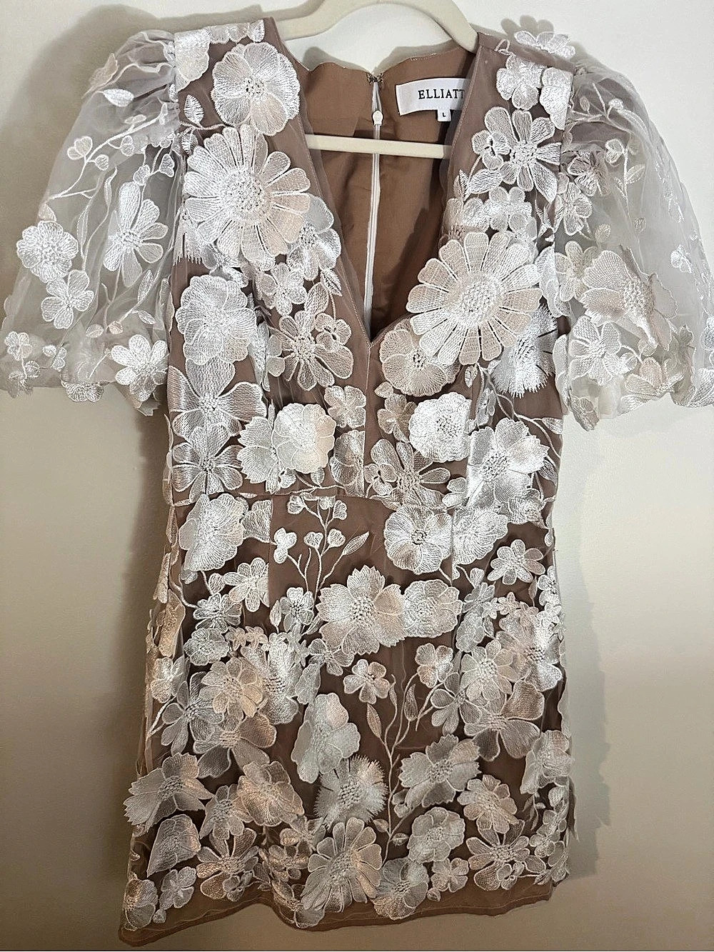 ZAYLA MINI DRESS IN IVORY & NUDE